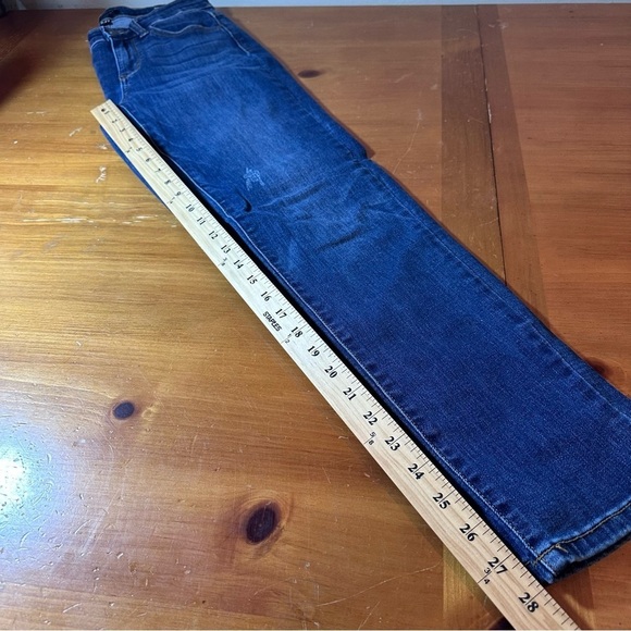 Judy Blue Women's Jeans - Picture 6 of 9